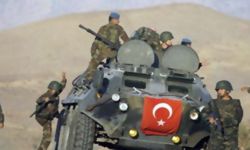 للمرة الأولى.. طائرات الأسد تقصف تجمعاً للقوات التركية في محيط مدينة الباب بحلب